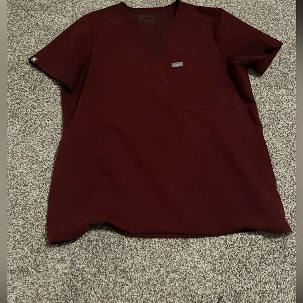 FIGS Catarina one pocket scrub top